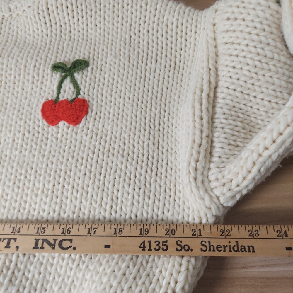 Forever 21 Cherry Sweater L Chunky Knit Cream Cropped Balloon Sleeve Mock Neck - Picture 7 of 8